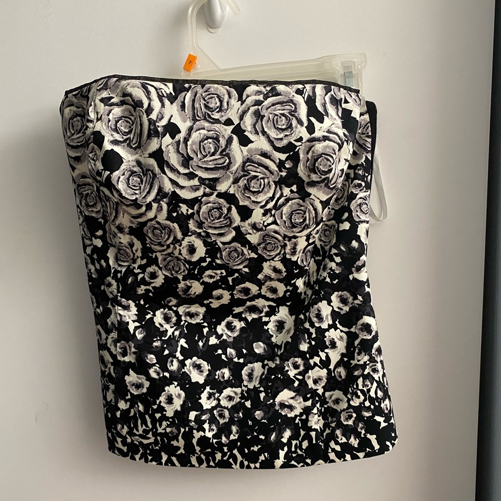 White House Black Market Bustier